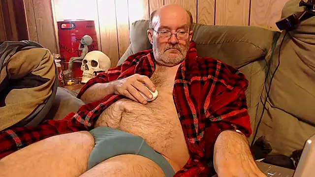 Snapshot of snickers1 chatting on November 4, 2:54 am snickers1 online show from November 4, 2:54 am