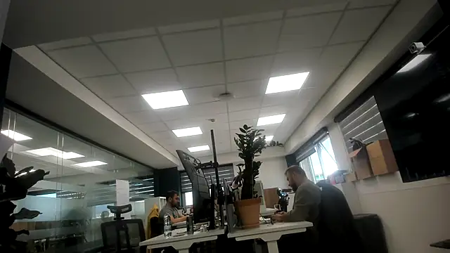 fmodel online show from February 20, 12:47 pm