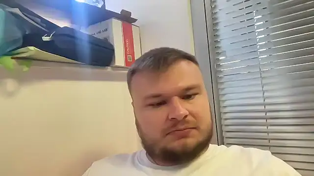 fmodel online show from September 18, 9:44 am