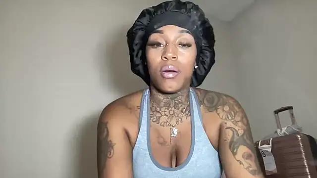 Creamesensation online show from April 15, 4:19 am