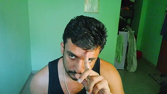 daringcutie online show from April 11, 7:02 am