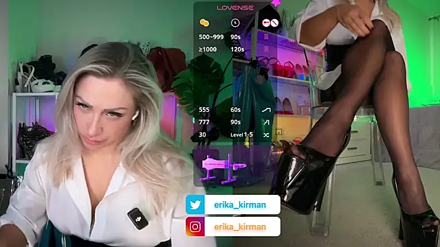 Snapshot of Erika_Kirman chatting on October 7, 10:23 am Erika Kirman online show from October 7, 10:23 am