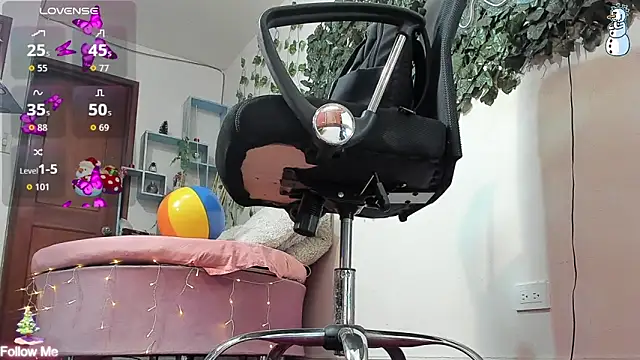 DestinyHills online show from January 5, 6:00 pm