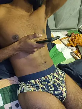 FullnighterBBC NL online show from December 14, 5:40 pm