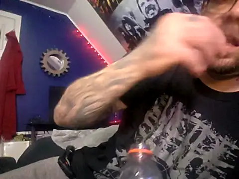 canadacockinme online show from April 4, 7:00 pm