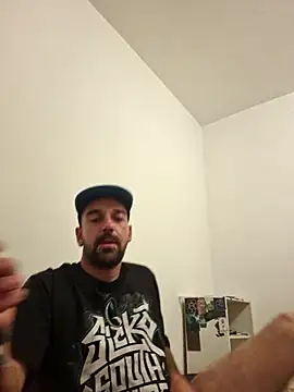 sequoiah01 online show from September 26, 3:32 am