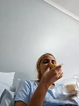 DirtySnowball69 online show from October 3, 12:02 pm