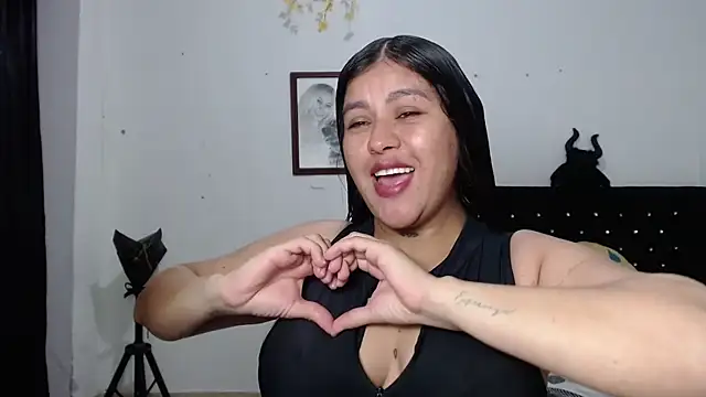 venuz mendoza20 online show from November 5, 1:33 pm