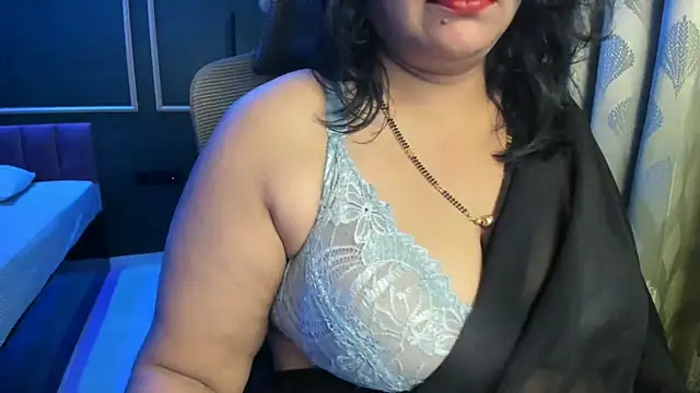 Snapshot of tarivishu23 chatting on April 24, 1:19 am tarivishu23 online show from April 24, 1:19 am