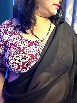 Snapshot of tarivishu23 chatting on May 5, 3:36 am tarivishu23 online show from May 5, 3:36 am
