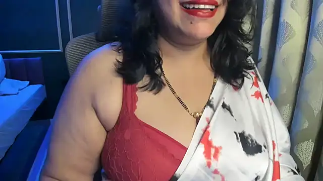 Snapshot of tarivishu23 chatting on May 7, 1:44 am tarivishu23 online show from May 7, 1:44 am