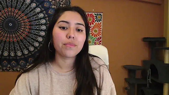 Snapshot of IntimateTales chatting on January 16, 7:20 pm IntimateTales online show from January 16, 7:20 pm