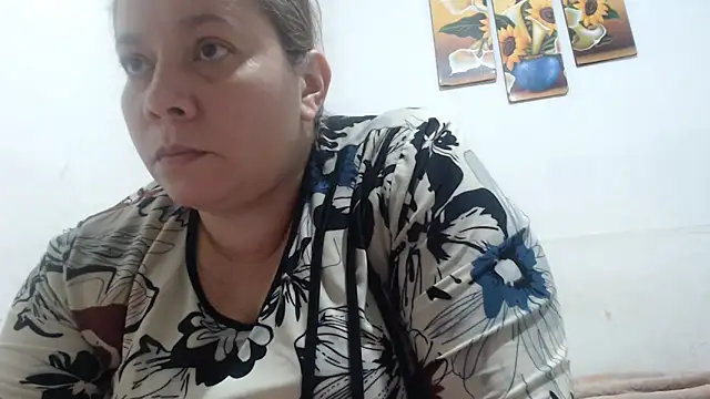 tiffany horny 1 online show from January 11, 8:11 am