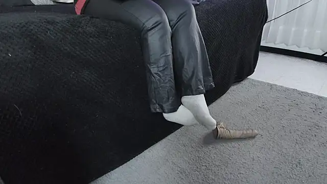  Jade 16 online show from January 14, 11:49 am