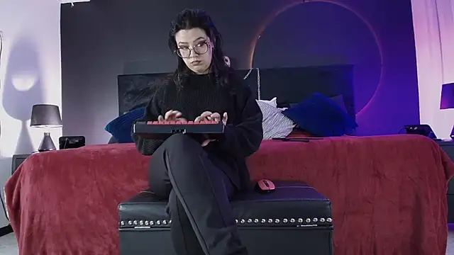 Snapshot of _Jade_16 chatting on May 1, 12:32 pm Jade 16 online show from May 1, 12:32 pm