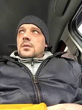 Snapshot of DanielOhCool chatting on January 13, 10:14 am DanielOhCool online show from January 13, 10:14 am