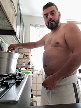 ChiIul11 online show from April 4, 9:51 am