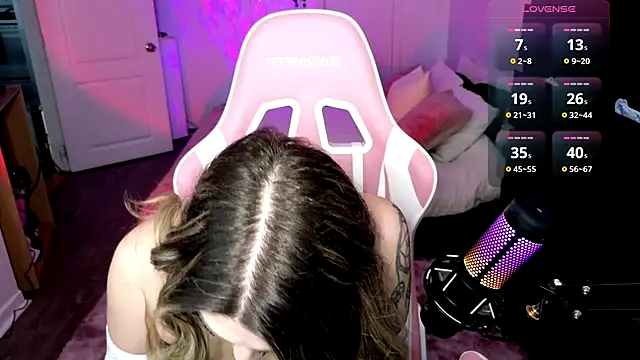 queenxlexy online show from January 6, 6:52 pm