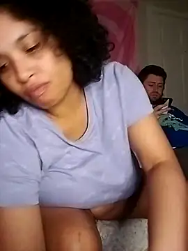 Snapshot of TasteeKitty chatting on February 21, 5:24 am TasteeKitty online show from February 21, 5:24 am