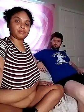 Snapshot of TasteeKitty chatting on February 28, 7:35 pm TasteeKitty online show from February 28, 7:35 pm