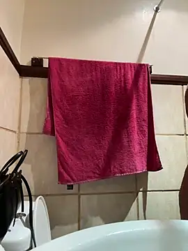 Snapshot of Muskthickgirl chatting on March 13, 12:27 am Muskthickgirl online show from March 13, 12:27 am