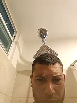 tropikboy online show from March 31, 10:15 am