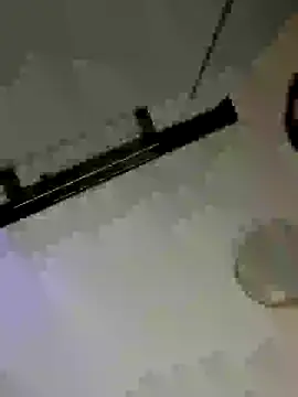 Snapshot of mister-dwt chatting on February 27, 10:53 pm mister-dwt online show from February 27, 10:53 pm