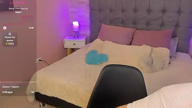 Snapshot of _Abril_W chatting on January 26, 9:40 pm Abril W online show from January 26, 9:40 pm