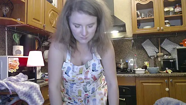 Snapshot of LizaCakes chatting on February 24, 5:53 pm LizaCakes online show from February 24, 5:53 pm