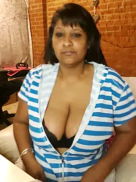 Snapshot of Lilybanx chatting on October 3, 12:13 pm Lilybanx online show from October 3, 12:13 pm