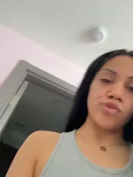 Snapshot of babymalaya chatting on May 13, 4:37 pm babymalaya online show from May 13, 4:37 pm