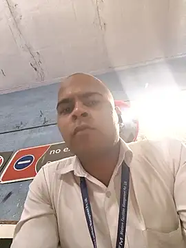 Snapshot of Vickyrajput009 chatting on January 14, 8:47 pm Vickyrajput009 online show from January 14, 8:47 pm