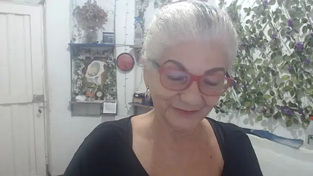FunnyGrandma online show from March 30, 12:11 am