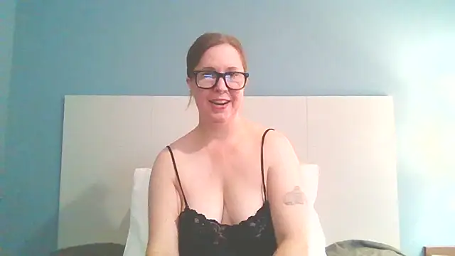 SweetandNaughty1 online show from January 21, 7:06 pm