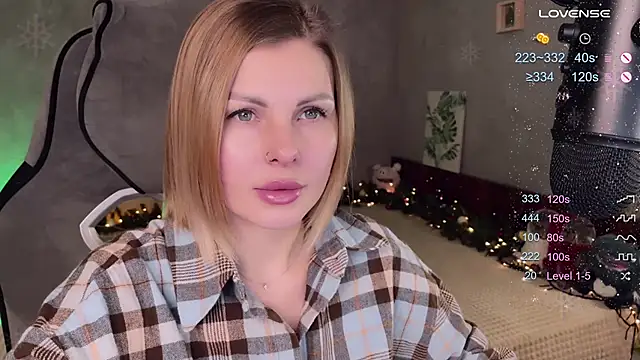 Snapshot of Your_Sweet_Lilu chatting on December 19, 5:29 pm Your Sweet Lilu online show from December 19, 5:29 pm