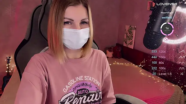 Snapshot of Your_Sweet_Lilu chatting on February 17, 7:42 pm Your Sweet Lilu online show from February 17, 7:42 pm