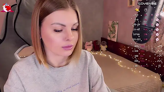 Snapshot of Your_Sweet_Lilu chatting on March 14, 5:02 pm Your Sweet Lilu online show from March 14, 5:02 pm