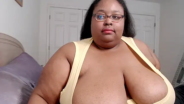 Loves Aura online show from January 31, 1:54 am