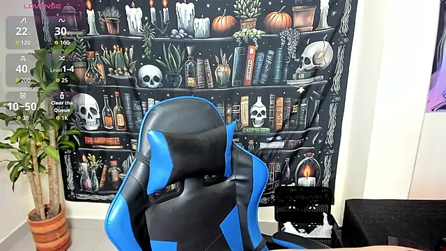 Snapshot of sally10_35 chatting on September 12, 1:06 am sally10 35 online show from September 12, 1:06 am