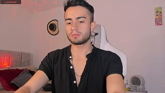 Snapshot of aydan_hw chatting on December 20, 8:01 pm aydan hw online show from December 20, 8:01 pm