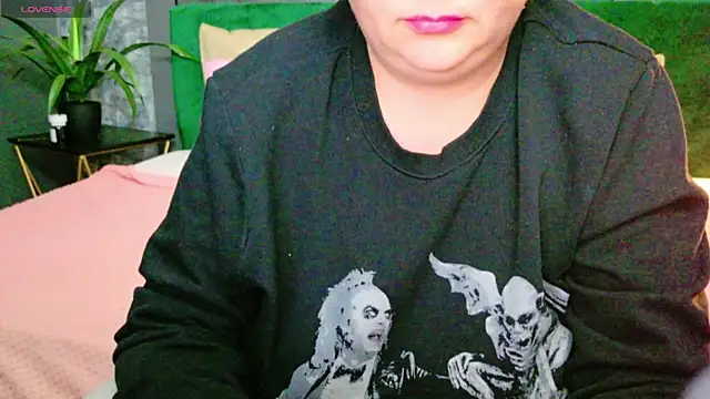 AleshaArabian online show from February 10, 8:10 pm