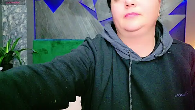 AleshaArabian online show from February 18, 8:03 pm