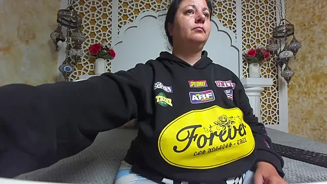 AleshaArabian online show from October 7, 3:04 am