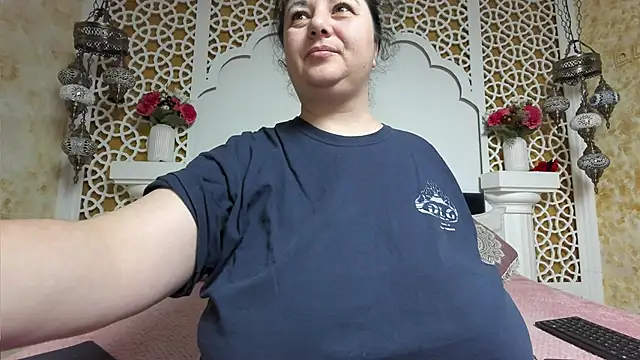 AleshaArabian online show from February 23, 5:05 am