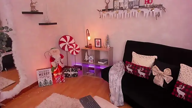 EmmyEvans1 online show from December 2, 7:42 pm