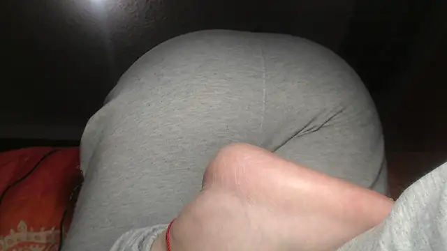 prettyangelsquirt online show from December 19, 12:50 am