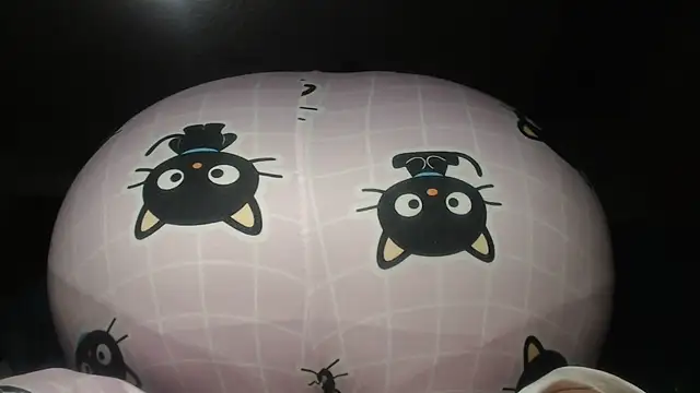 prettyangelsquirt online show from February 13, 9:33 pm