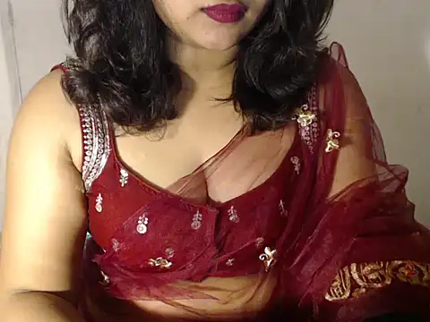 Open Heart Lennon online show from December 18, 8:53 am