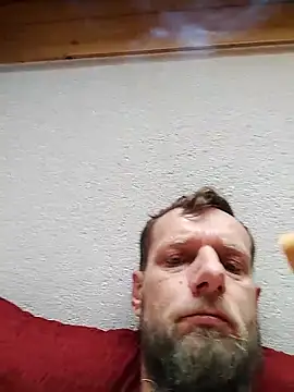 Snapshot of Kw8585kw chatting on February 25, 1:50 pm Kw8585kw online show from February 25, 1:50 pm