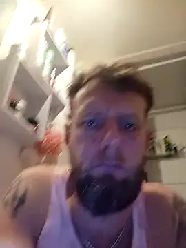 Snapshot of Kw8585kw chatting on November 29, 12:02 am Kw8585kw online show from November 29, 12:02 am